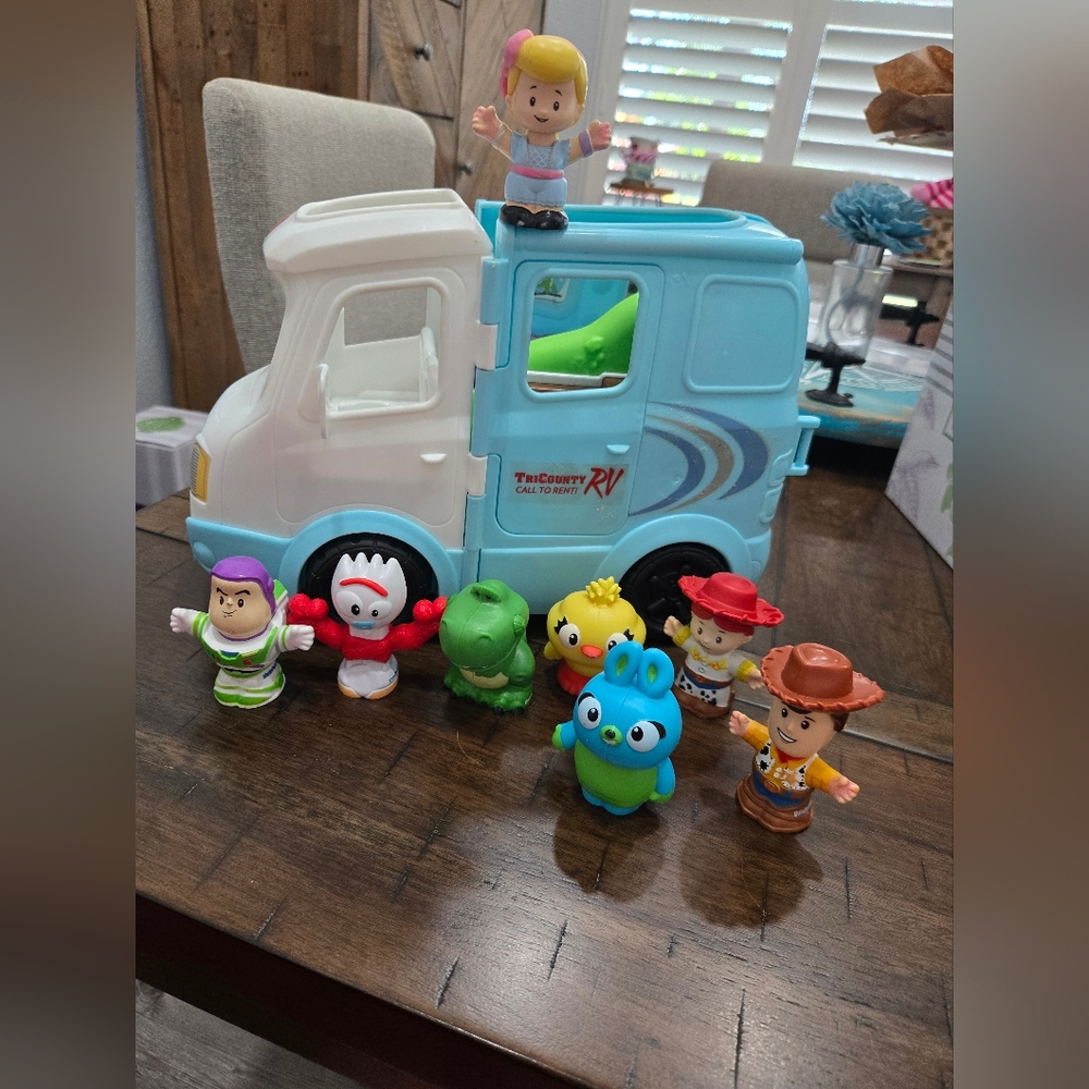 Fisher Price RV Camper Toy Story Adventure Playset Little People